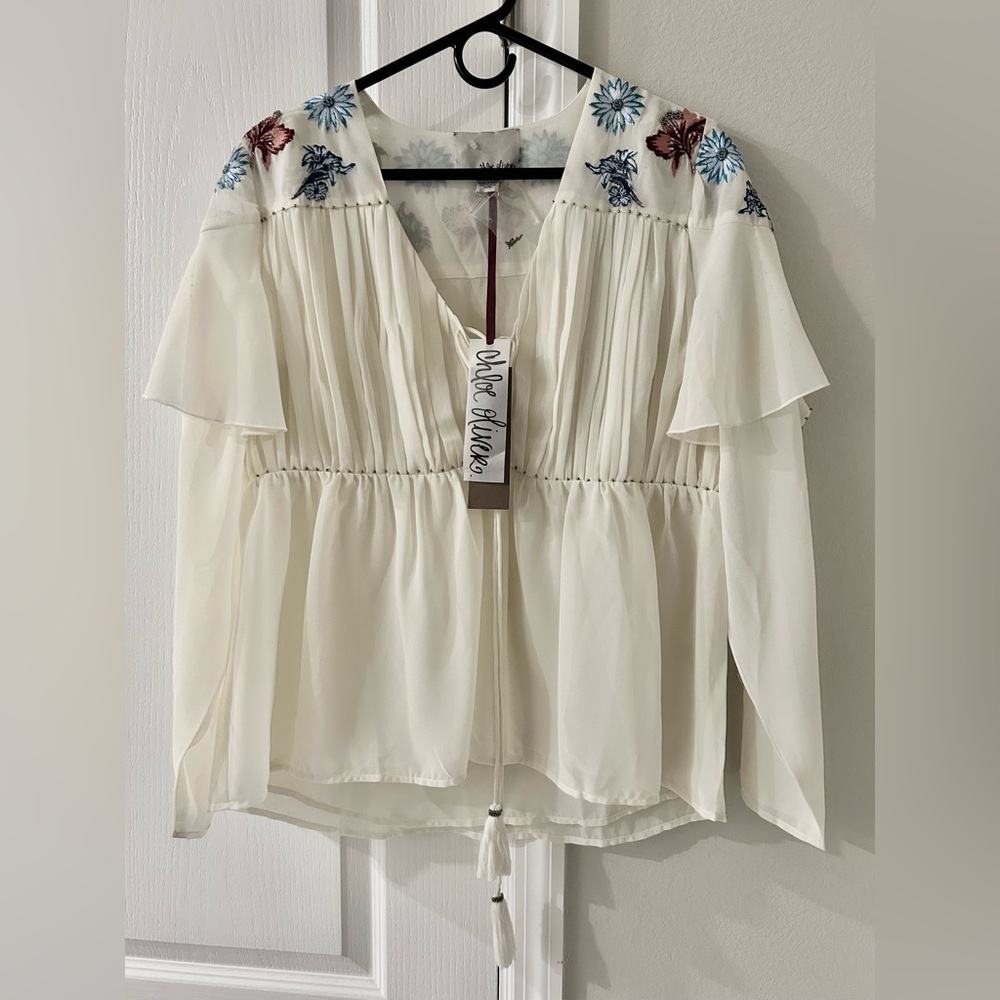 Chloe Oliver Cream Blouse with Floral Embroidery